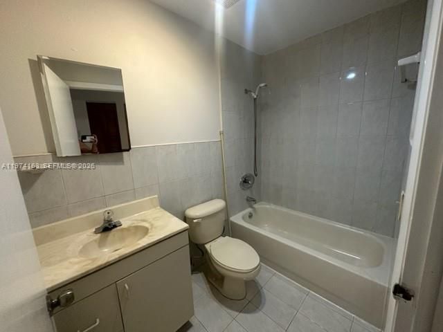 22301 SW 103rd Ave, Cutler Bay, FL 33190