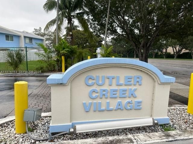 22301 SW 103rd Ave, Cutler Bay, FL 33190