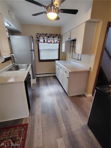 4948 Edgepark Drive, Garfield Heights, OH 44125
