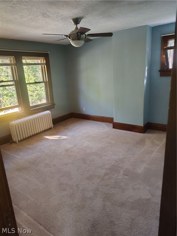 4948 Edgepark Drive, Garfield Heights, OH 44125