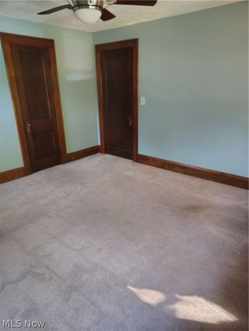 4948 Edgepark Drive, Garfield Heights, OH 44125