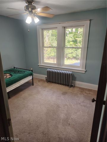 4948 Edgepark Drive, Garfield Heights, OH 44125