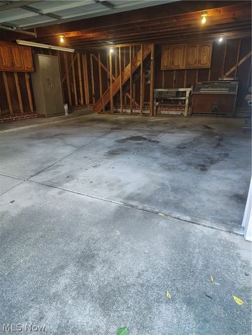 4948 Edgepark Drive, Garfield Heights, OH 44125