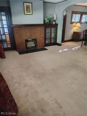 4948 Edgepark Drive, Garfield Heights, OH 44125