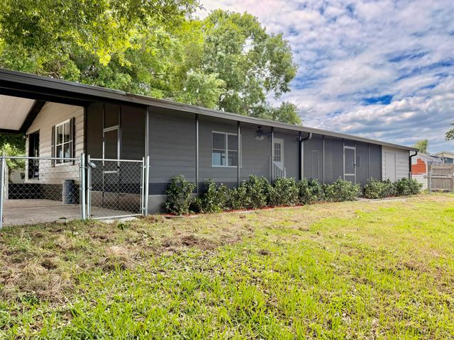 2331 SE 29th Street, Okeechobee, FL 34974