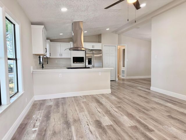 2331 SE 29th Street, Okeechobee, FL 34974