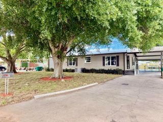 2331 SE 29th Street, Okeechobee, FL 34974