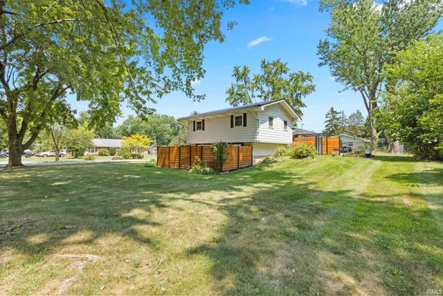 23674 Broadway Boulevard, Elkhart, IN 46516