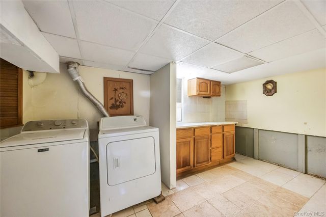 44 Seley Drive, North Babylon, NY 11703