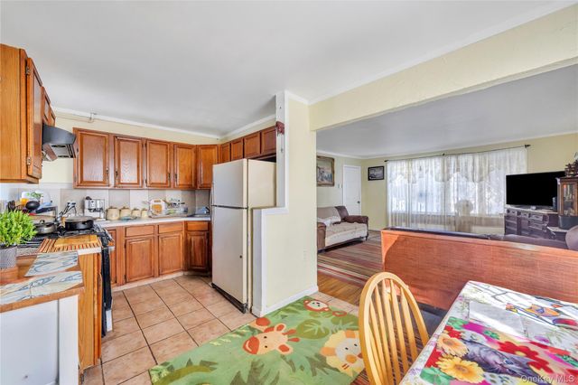 44 Seley Drive, North Babylon, NY 11703