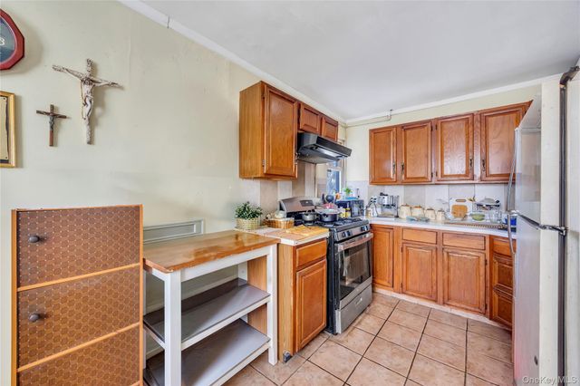 44 Seley Drive, North Babylon, NY 11703