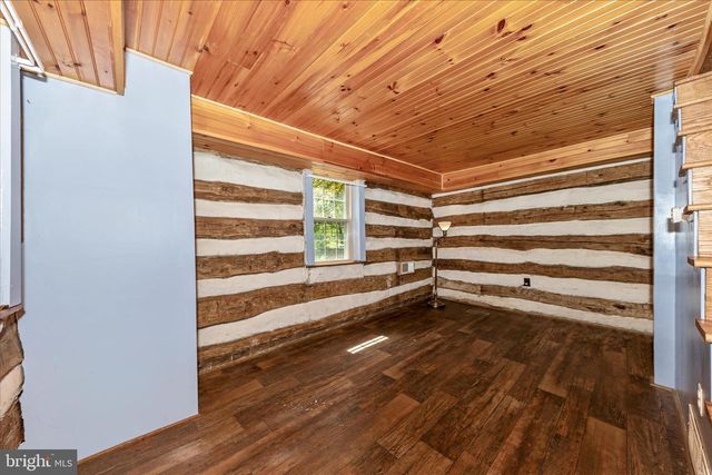 3020 CHESTNUT GROVE RD, Keedysville, MD 21756