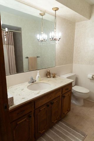 2454 Pascal Street, Roseville, MN 55113