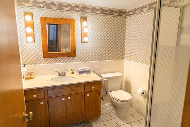 2454 Pascal Street, Roseville, MN 55113