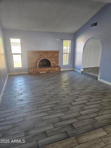 4814 W MOUNTAIN VIEW Road, Glendale, AZ 85302