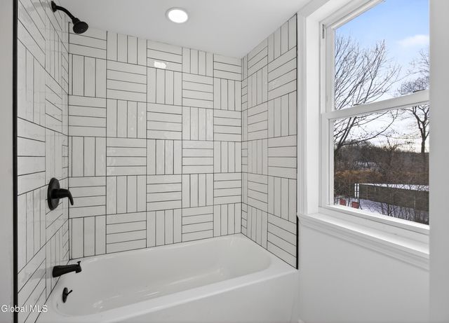 70 Fowler Avenue, Rensselaer, NY 12144