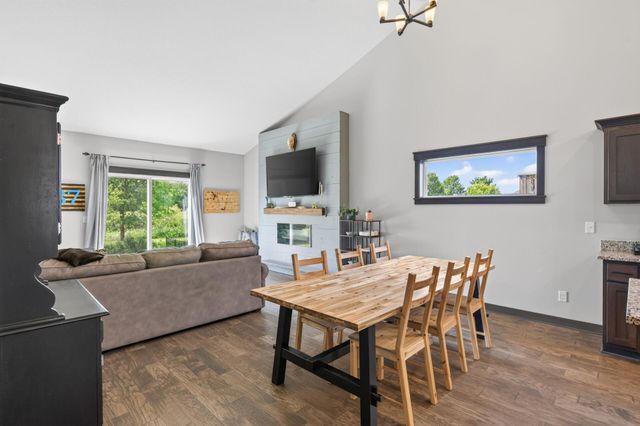 249 15th Street, Farmington, MN 55024