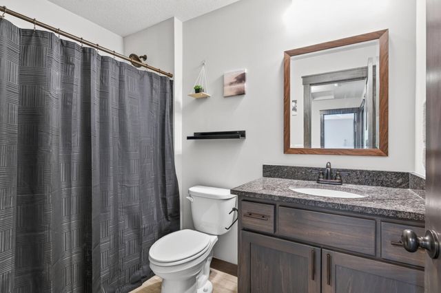 249 15th Street, Farmington, MN 55024