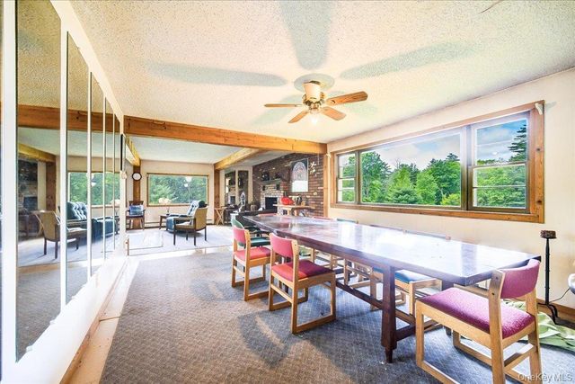 101 Red Star Road, Greenfield Park, NY 12435