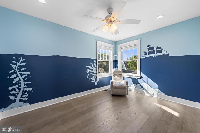 229 S 2ND ST, Surf City, NJ 08008