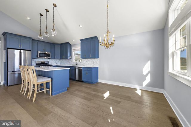 229 S 2ND ST, Surf City, NJ 08008