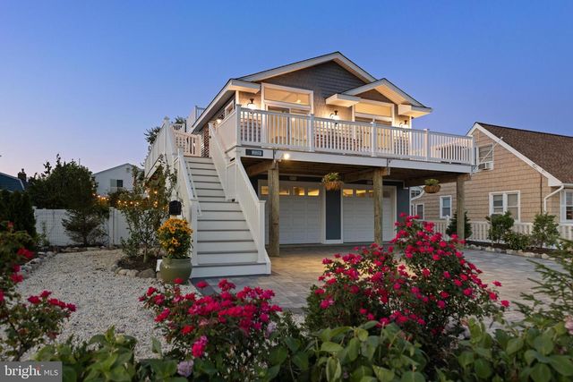229 S 2ND ST, Surf City, NJ 08008