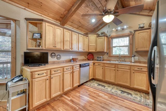 518 Rizzitello Lane, Blairsville, GA 30512