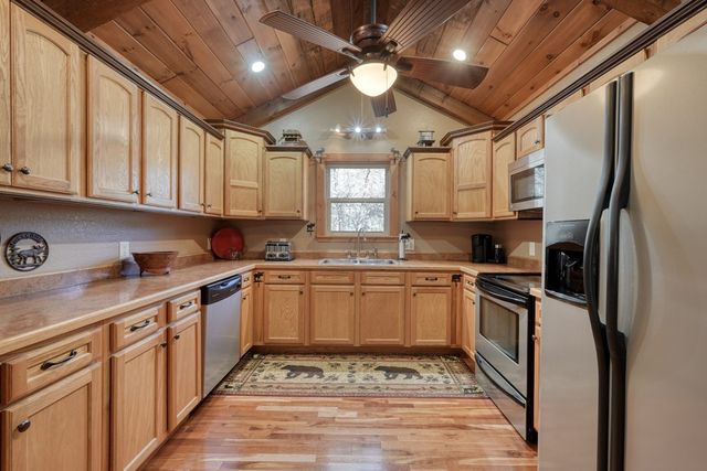 518 Rizzitello Lane, Blairsville, GA 30512