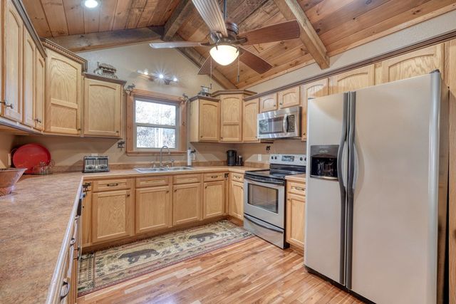 518 Rizzitello Lane, Blairsville, GA 30512