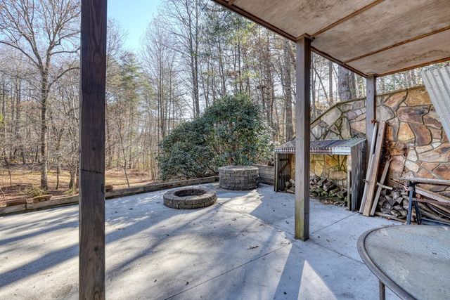 518 Rizzitello Lane, Blairsville, GA 30512