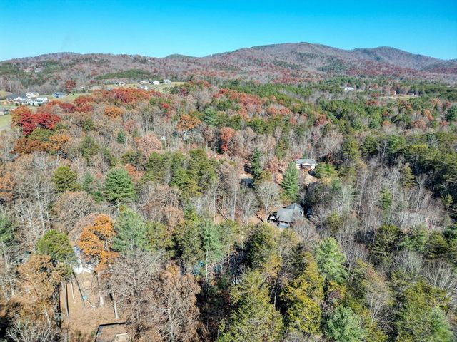 518 Rizzitello Lane, Blairsville, GA 30512