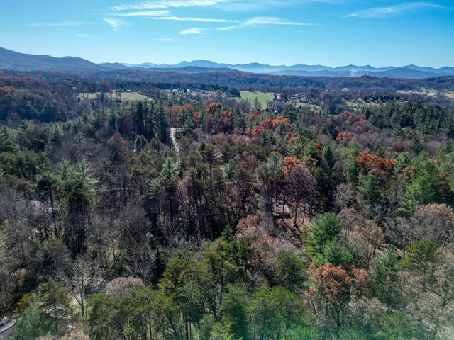 518 Rizzitello Lane, Blairsville, GA 30512