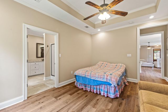 31 Riviera Dr., Hattiesburg, MS 39402