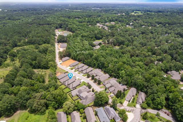 31 Riviera Dr., Hattiesburg, MS 39402