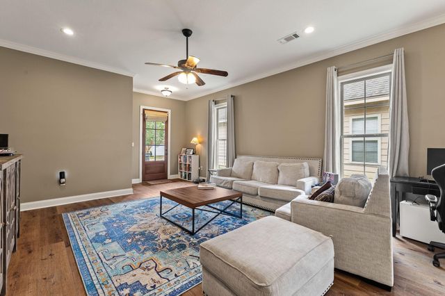 31 Riviera Dr., Hattiesburg, MS 39402