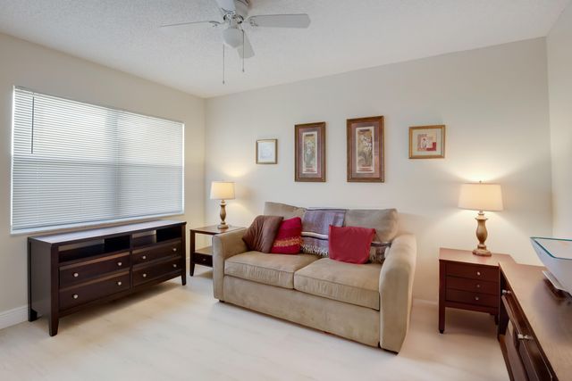 3593 Birdie Drive 507, Lake Worth, FL 33467