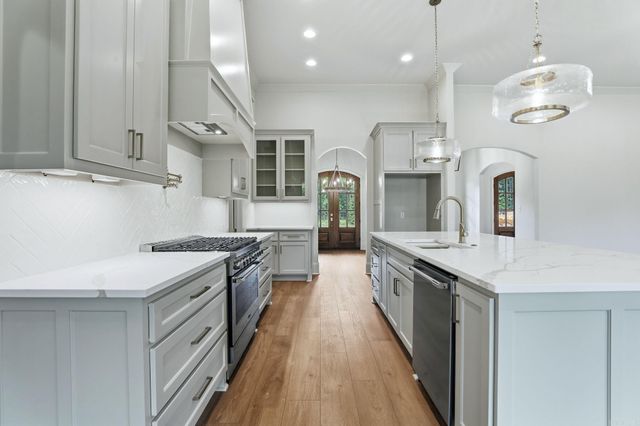 1538 Bighorn Drive, Benton, AR 72019