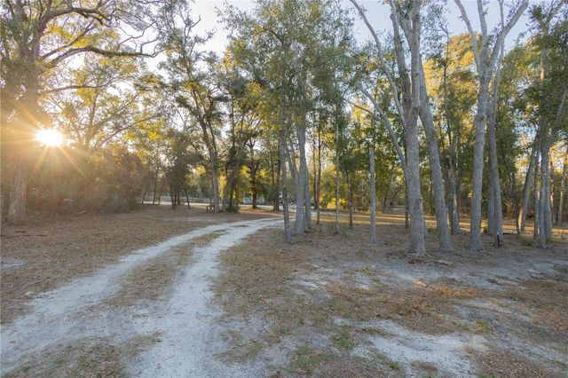 396 NE BEVERLY HILLS DRIVE, Mayo, FL 32066