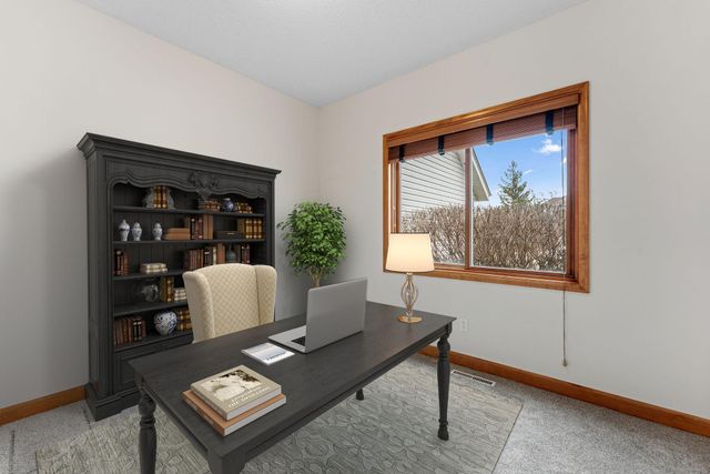 3326 Fox Tail Trail NW, Prior Lake, MN 55372