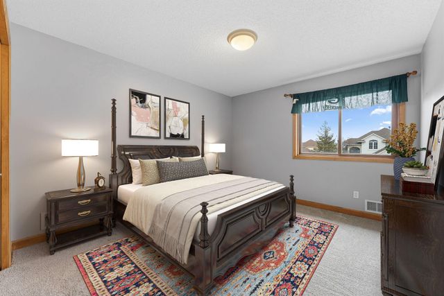 3326 Fox Tail Trail NW, Prior Lake, MN 55372