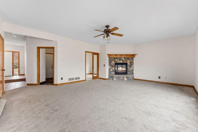 3326 Fox Tail Trail NW, Prior Lake, MN 55372