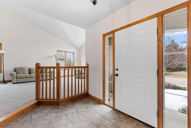 3326 Fox Tail Trail NW, Prior Lake, MN 55372