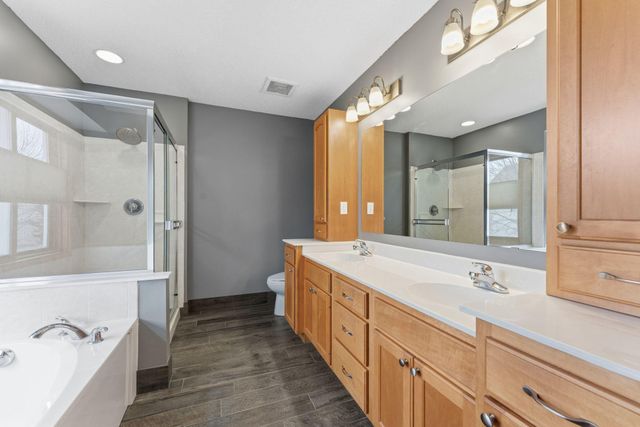 3326 Fox Tail Trail NW, Prior Lake, MN 55372