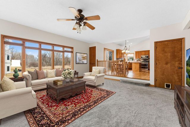 3326 Fox Tail Trail NW, Prior Lake, MN 55372