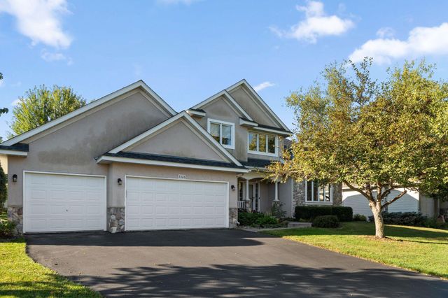 3326 Fox Tail Trail NW, Prior Lake, MN 55372
