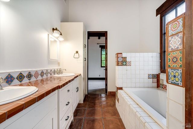 969 Rachael Rd, Sonoma, CA 95476