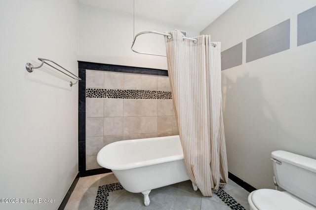 172 N Keats Ave 1, Louisville, KY 40206