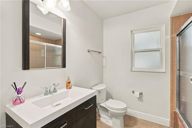 1439 Claret CT, Fort Myers, FL 33919