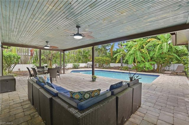 1439 Claret CT, Fort Myers, FL 33919