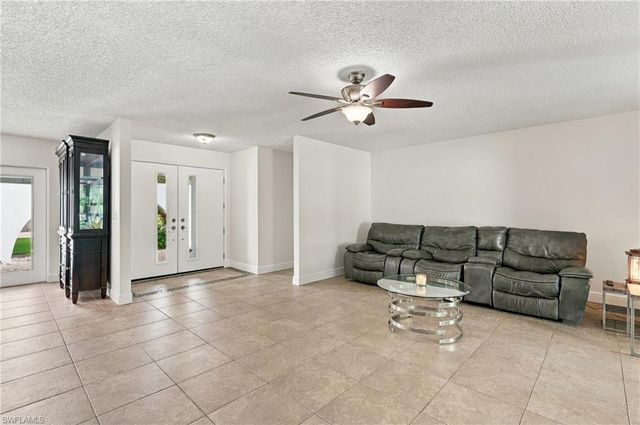 1439 Claret CT, Fort Myers, FL 33919